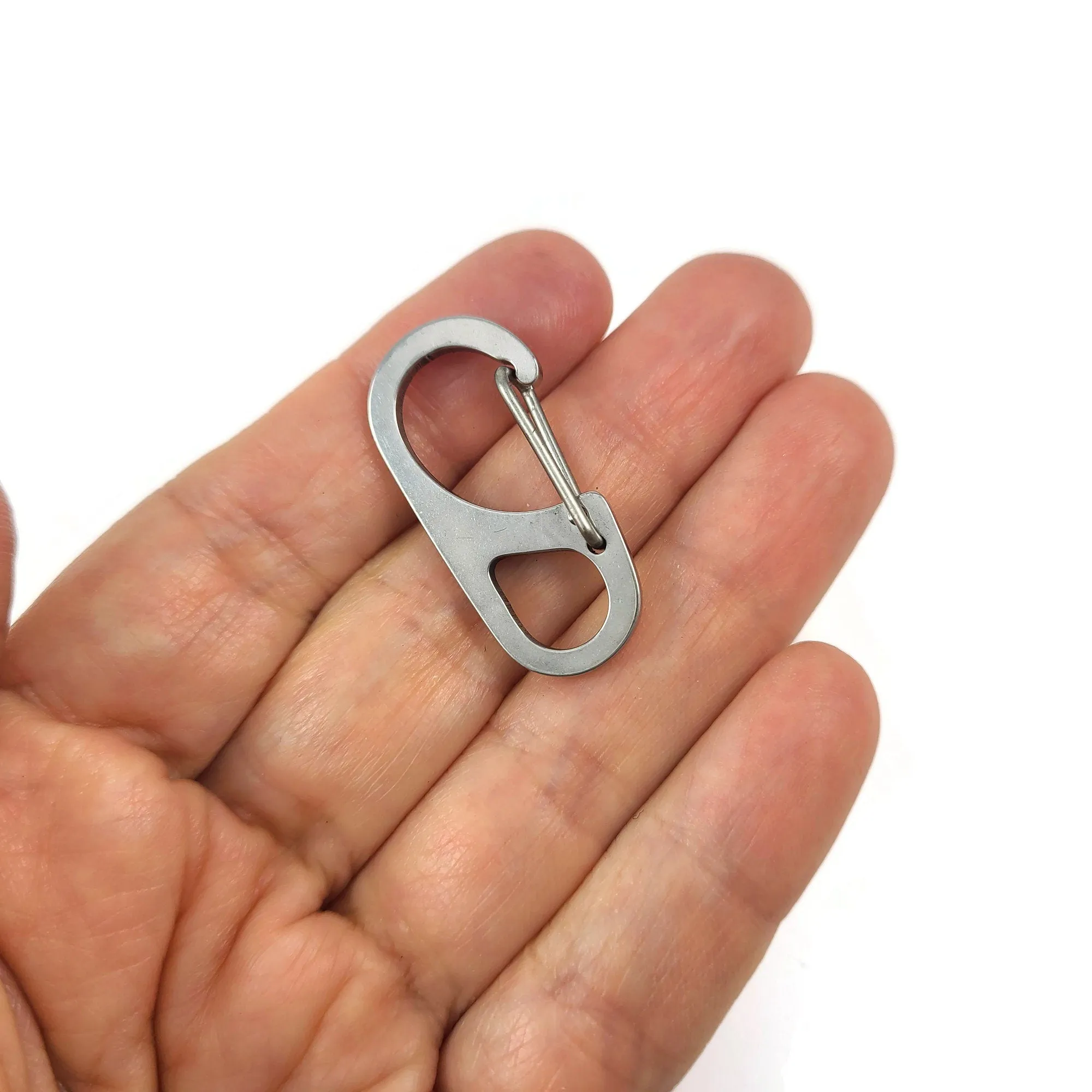 1 Stainless steel carabiner clip clasp