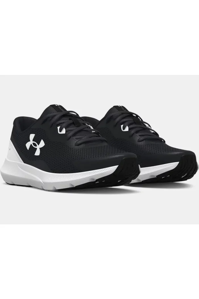 Under Armor Boys' Grade School Surge 3